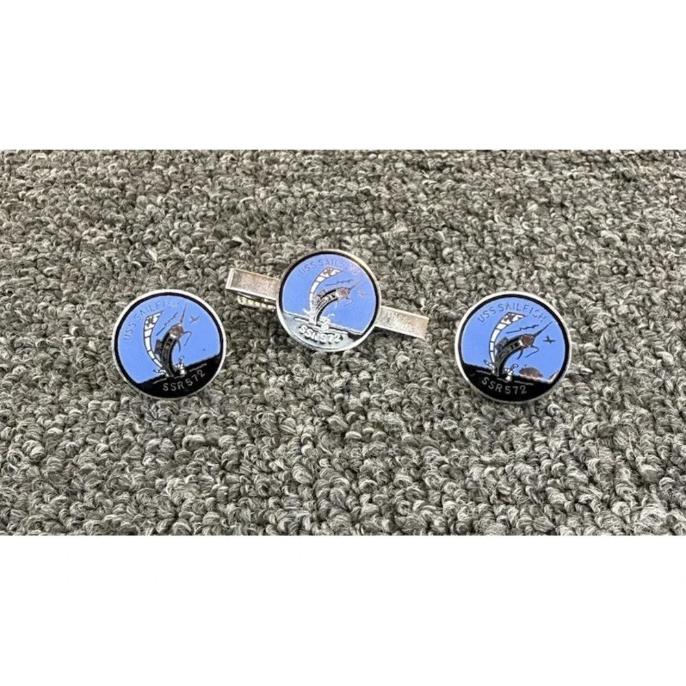 USS Sailfish SSR-572 Enameled Cuff Links Vintage US Navy Militaria Cold War Subs